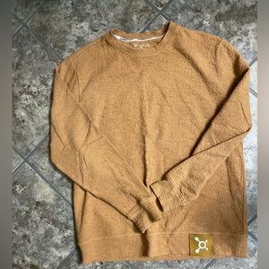 Gold crepe crew neck sweatshirt. Orangetheory branded. Great condition.